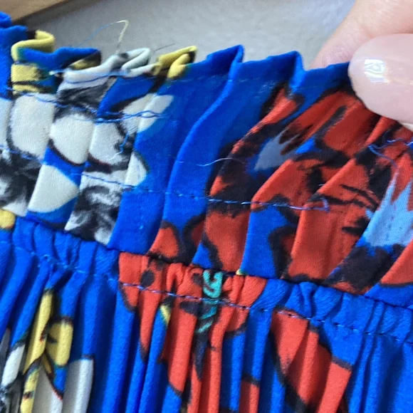 Designer Sample Pleated Floral Chiffon Blouse - UK Size 8/10 -Unique and Elegant - Picture 10 of 13